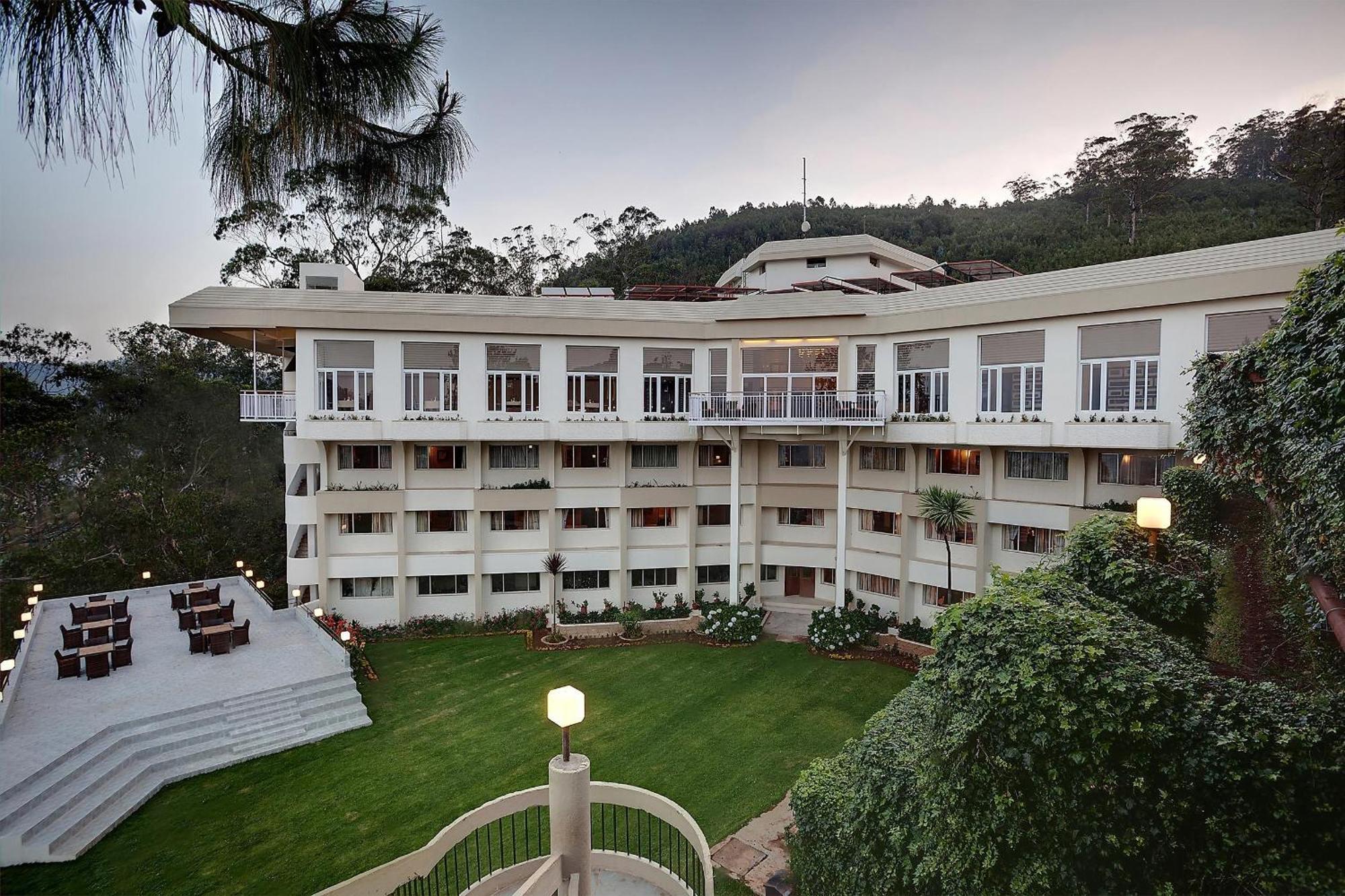 Отель Sinclairs Retreat Утакаманд Экстерьер фото